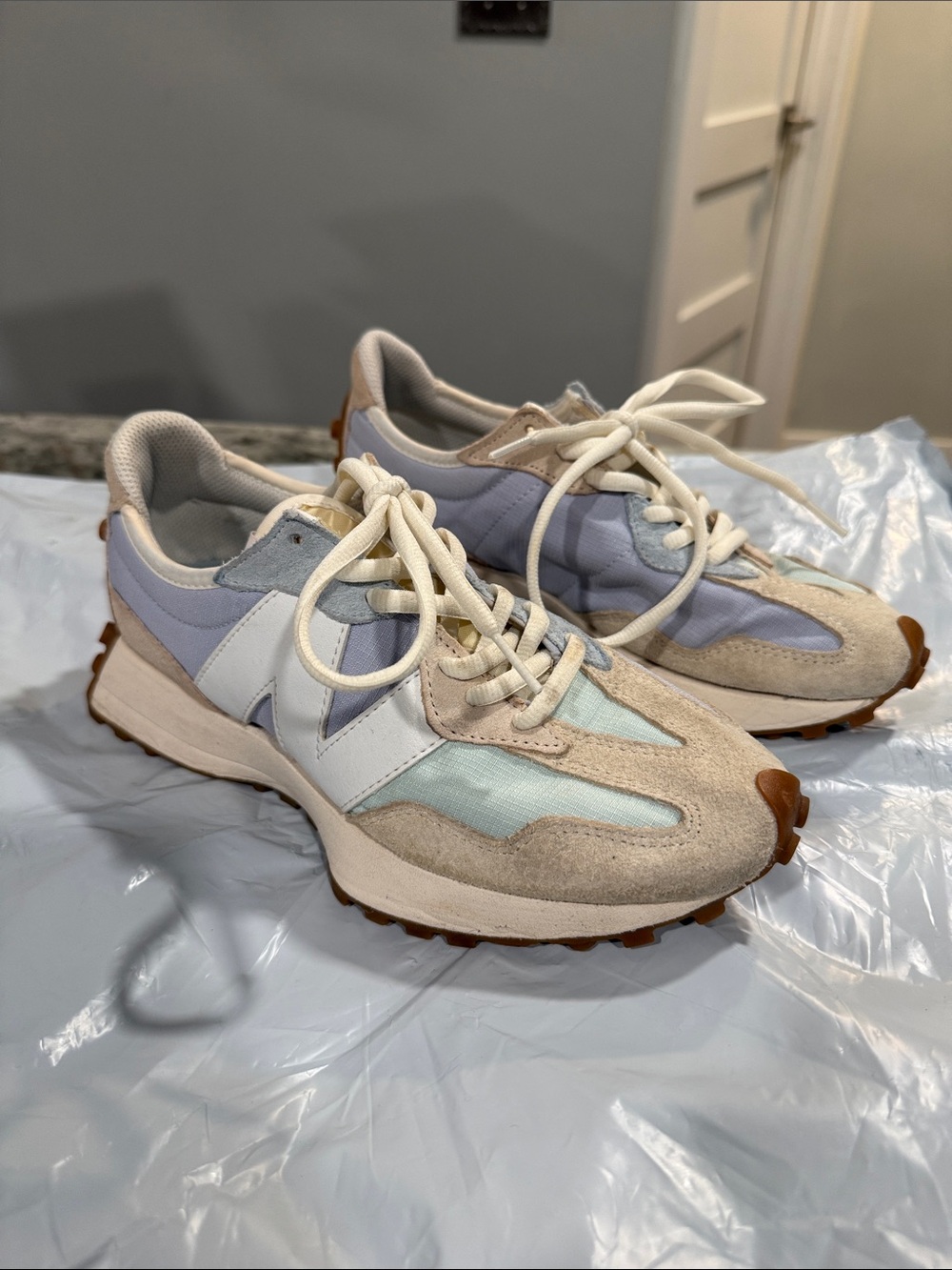 New Balance Women’s 327’s Pastel Blue Lavender Cream Retro Runner Sneakers